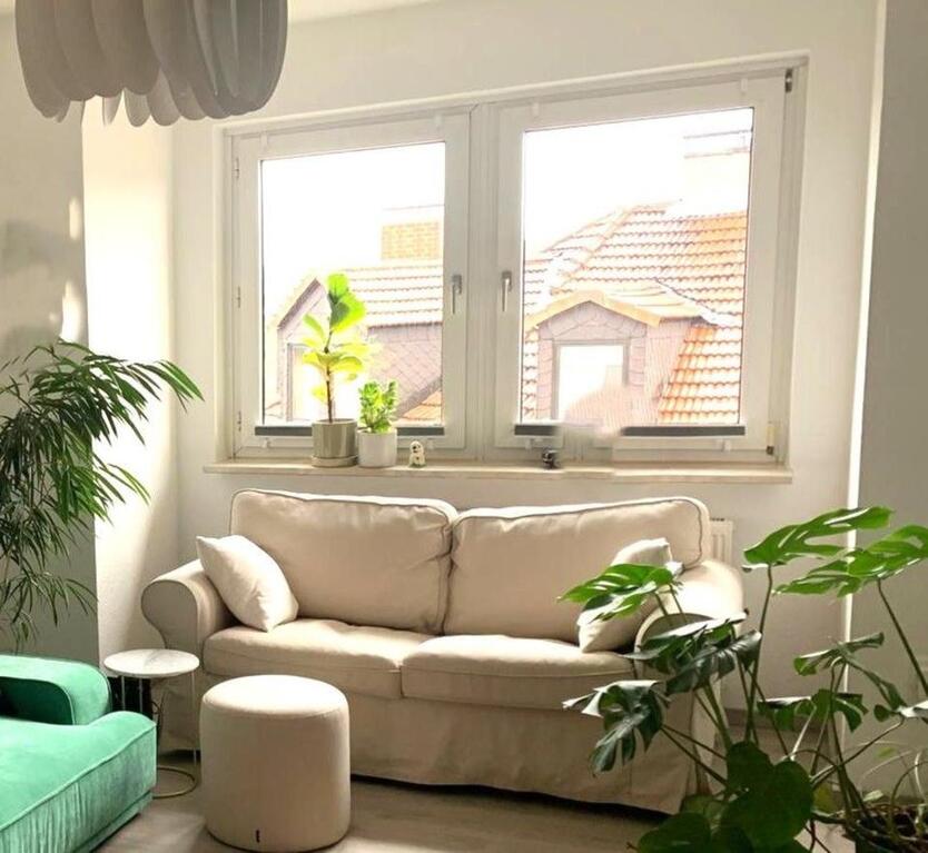 Moderne 2 Zimmer Wohnung in der Innenstadt, 65 qm mit Balkon zimmer
