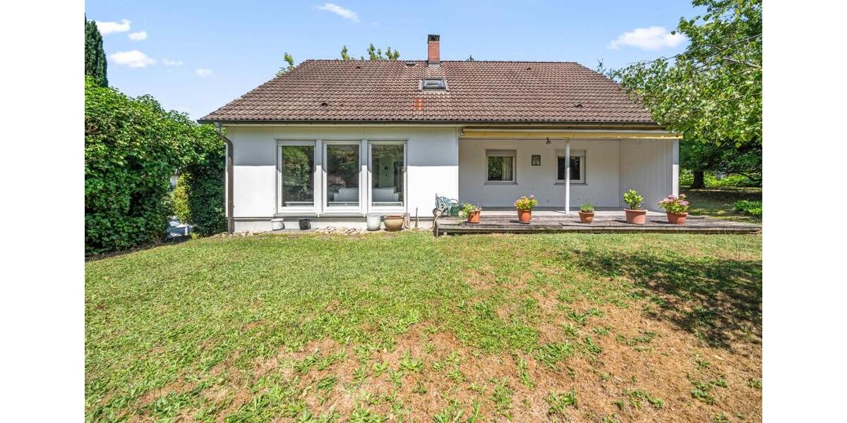 Einfamilienhaus Freiburg im Breisgau Herdern - 5 Zimmer, 182 m&sup2;, 2.700&euro; | Angebot:25379081