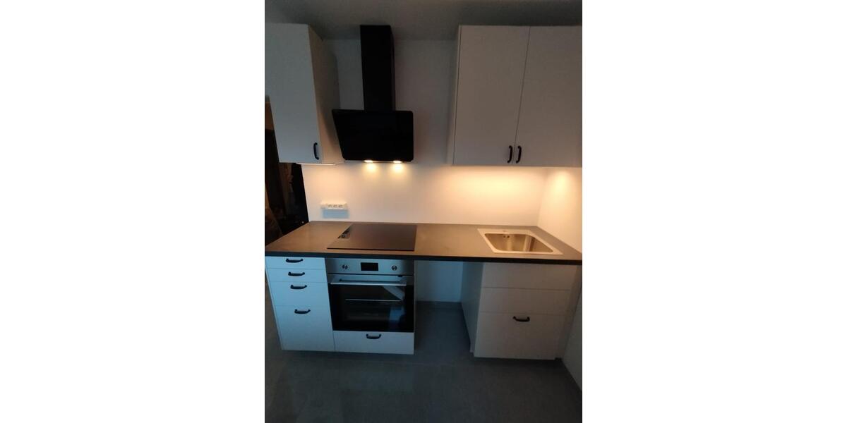 Wohnen auf Zeit Unterhaching - 1 Zimmer, 21 m&sup2;, 775&euro; | Angebot:25660293