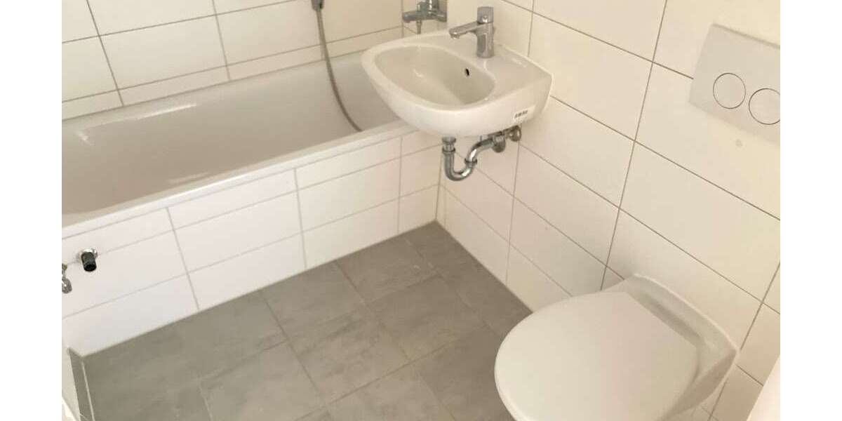 Etagenwohnung Magdeburg Neu Olvenstedt - 2 Zimmer, 61 m&sup2;, 369&euro; | Angebot:27068753