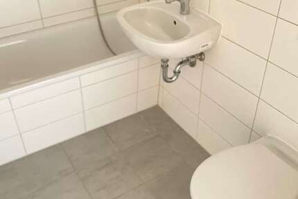 Wohnung Magdeburg Neu Olvenstedt - 2 Zimmer, 61 m&sup2;, 369&euro; | Angebot:27068753