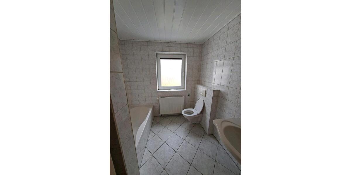 Einfamilienhaus Lunden - 4 Zimmer, 134 m&sup2;, 1.250&euro; | Angebot:26702893