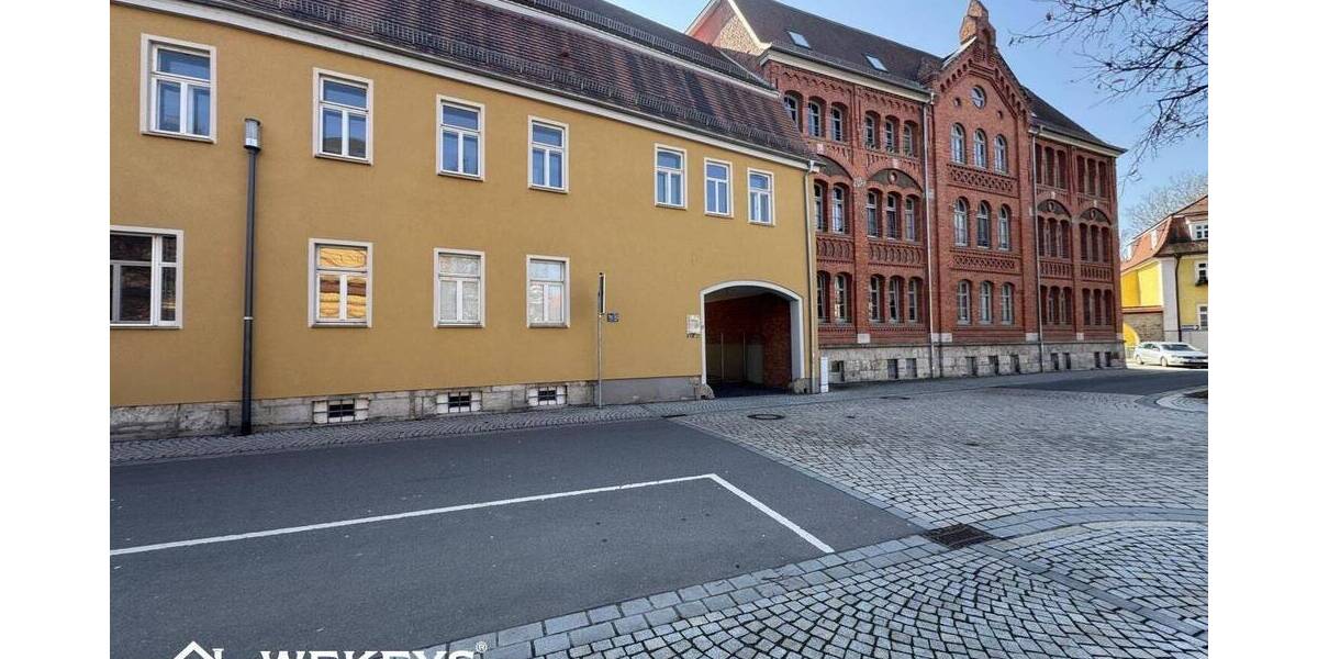 Etagenwohnung Apolda - 3 Zimmer, 100 m&sup2;, 880&euro; | Angebot:26815644