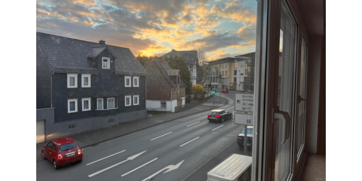 Etagenwohnung Siegen Dillnhütten - 2 Zimmer, 90 m&sup2;, 870&euro; | Angebot:25872740