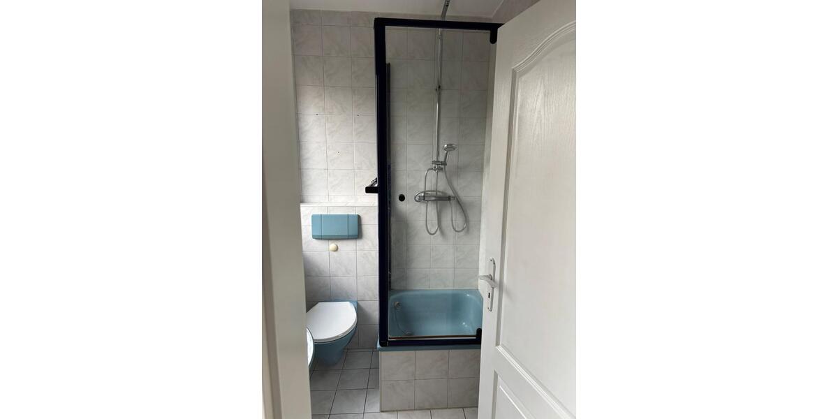 Erdgeschoßwohnung Plön - 4 Zimmer, 110 m&sup2;, 1.100&euro; | Angebot:25940784