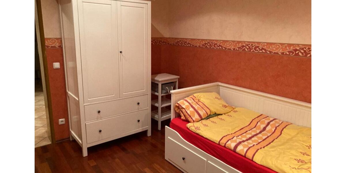 Wohnen auf Zeit Mainz Gonsenheim - 6 Zimmer, 12 m&sup2;, 530&euro; | Angebot:24706301