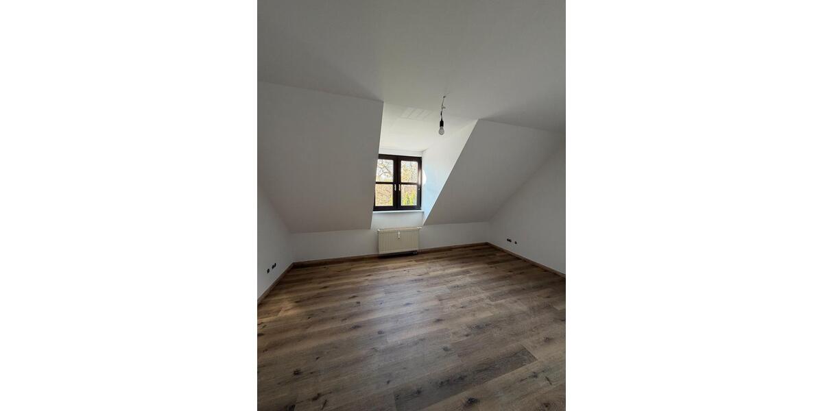 Maisonettenwohnung Halberstadt - 5 Zimmer, 140 m&sup2;, 699&euro; | Angebot:26418807