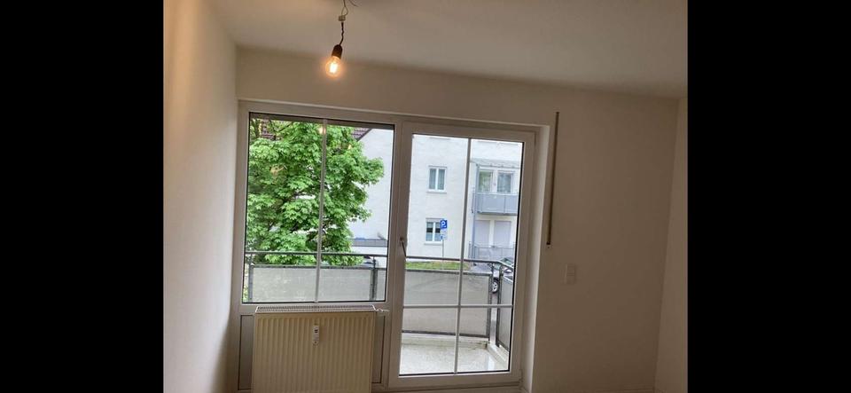 Etagenwohnung Bergkirchen - 1 Zimmer, 37 m&sup2;, 649&euro; | Angebot:26444235