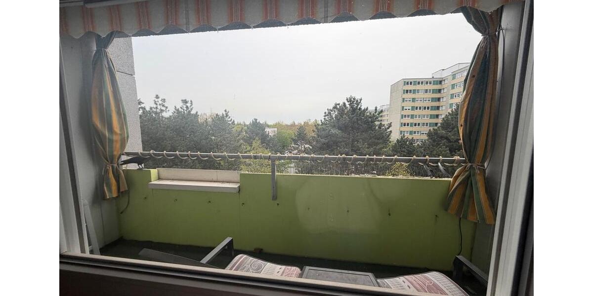 Etagenwohnung Ludwigshafen am Rhein Edigheim - 4 Zimmer, 106 m&sup2;, 1.750&euro; | Angebot:26097178