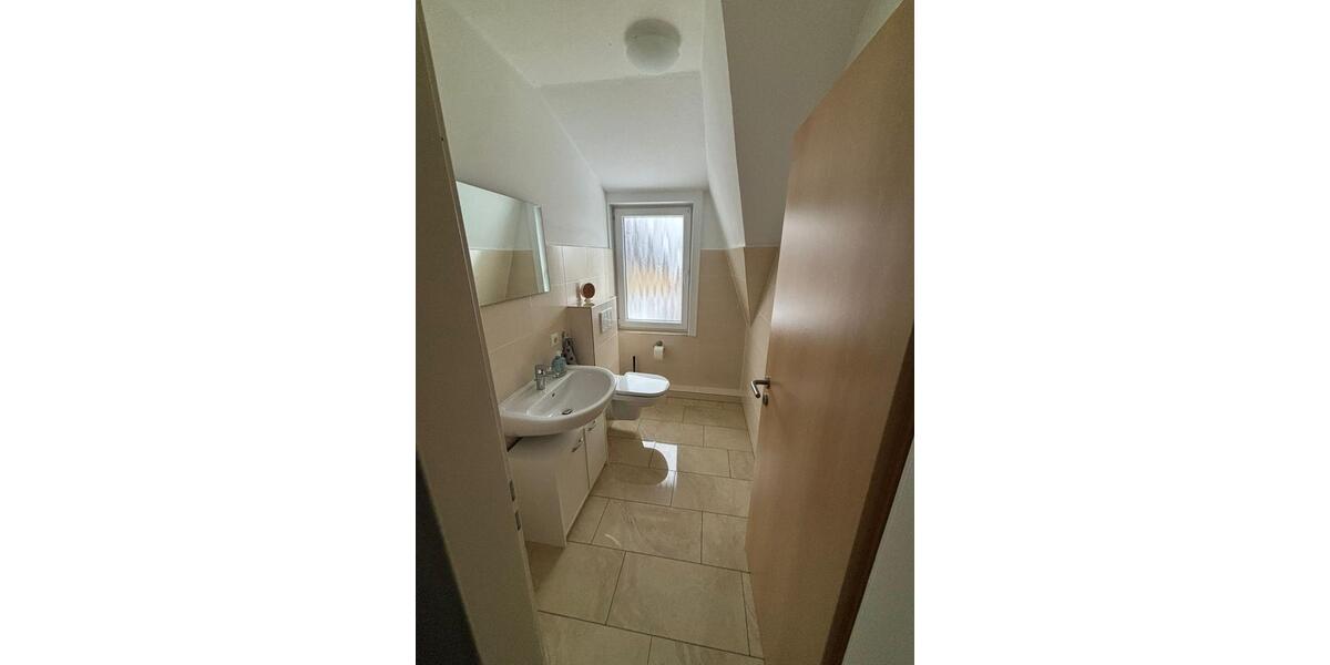 Dachgeschoßwohnung Fredenbeck - 3 Zimmer, 88 m&sup2;, 835&euro; | Angebot:24885810