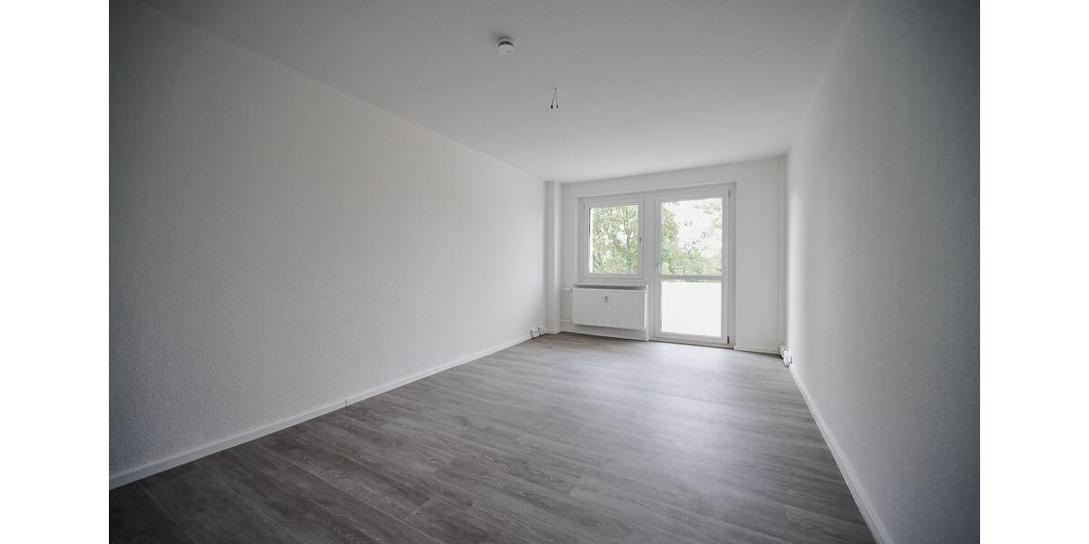 Etagenwohnung Löbau - 4 Zimmer, 69 m&sup2;, 381&euro; | Angebot:23327523
