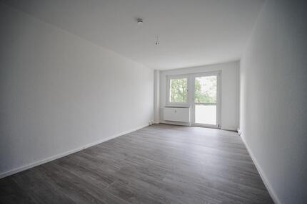 Wohnung Löbau - 4 Zimmer, 69 m&sup2;, 381&euro; | Angebot:23327523
