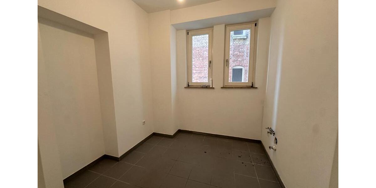 Etagenwohnung Stuttgart Stuttgart-West - 4 Zimmer, 111 m&sup2;, 2.115&euro; | Angebot:26271562