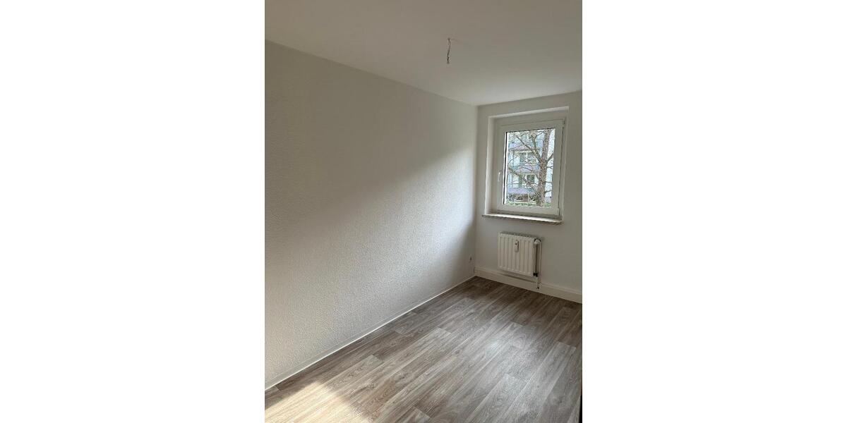 Etagenwohnung Wilkau-Haßlau Haßlau - 5 Zimmer, 83 m&sup2;, 580&euro; | Angebot:23568401