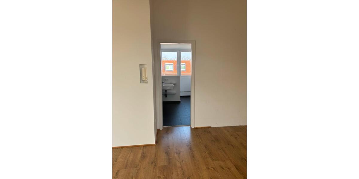 Dachgeschoßwohnung Erfurt Daberstedt - 4 Zimmer, 100 m&sup2;, 900&euro; | Angebot:25962245