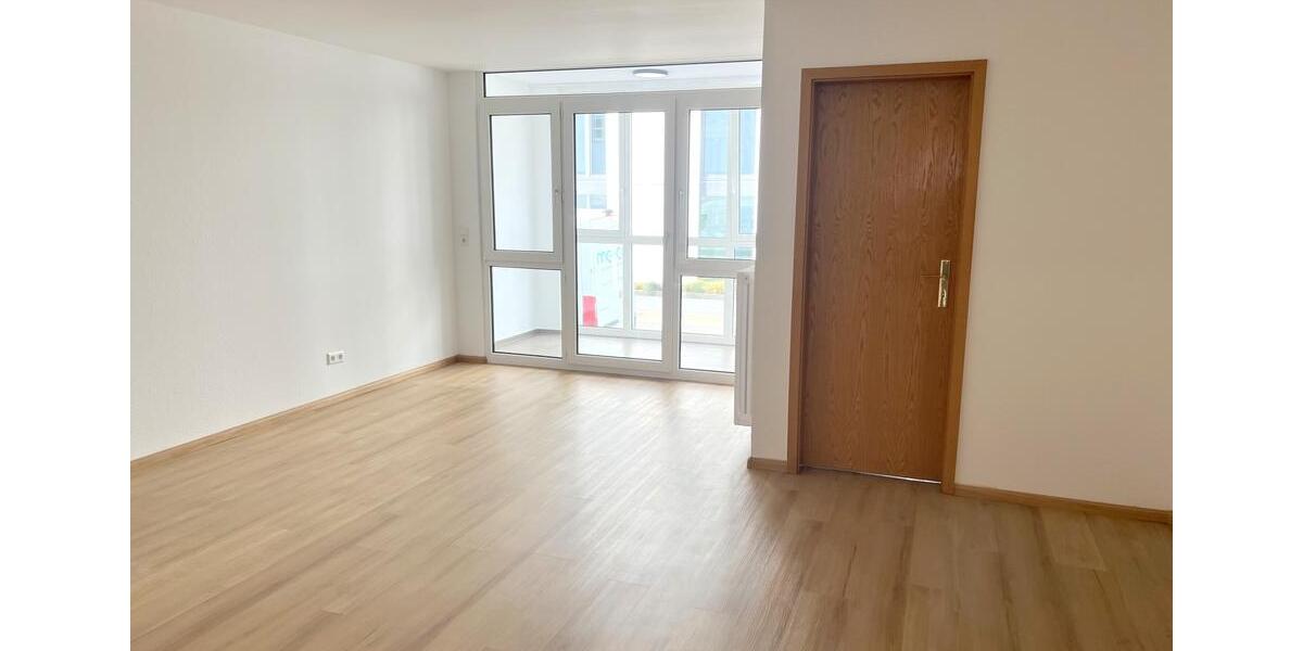 Erstbezug nach hochwertiger Renovierung – stilvolles Wohnen in der Lörrach Innenstadt 2 zimmer