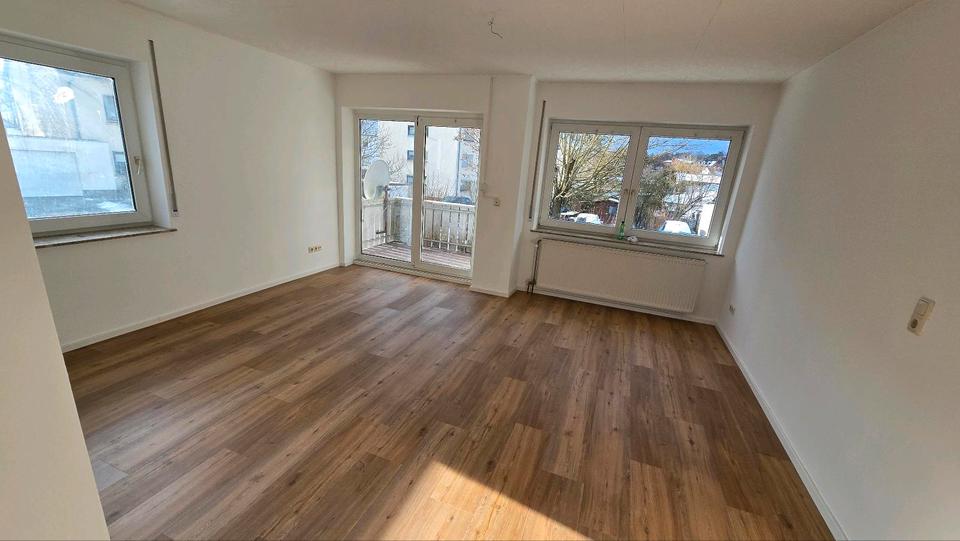 Erdgeschoßwohnung Schwalmstadt - 4 Zimmer, 95 m&sup2;, 750&euro; | Angebot:24362229