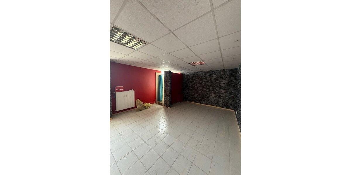 Gewerbeobjekt Regensburg Konradsiedlung - 7&euro; | Angebot:26497646
