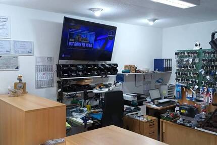 **NUR 500,- EUR** Vielseitig nutzbares LADEN als PRAXIS, SCHLÜSSEL, FRISEUR, KIOSK, BÜRO zum**TOP-PREIS** 1 zimmer