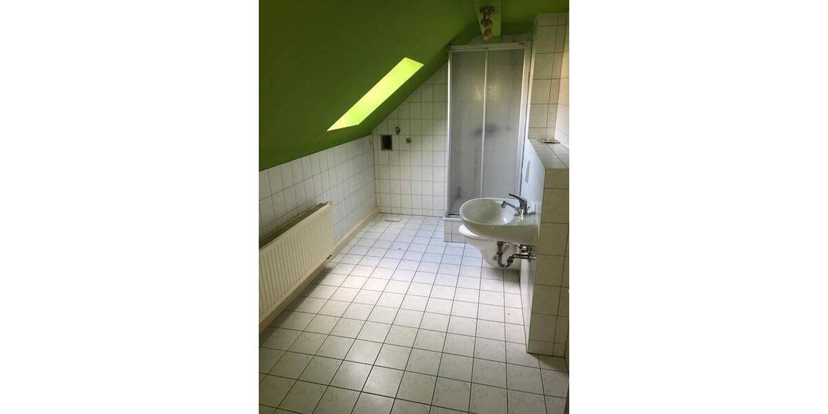 Etagenwohnung Roßwein Seifersdorf - 4 Zimmer, 75 m&sup2;, 300&euro; | Angebot:19295195