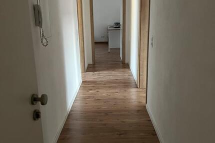 Wohnung Arzberg - 2 Zimmer, 80 m&sup2;, 22&euro; | Angebot:26638649
