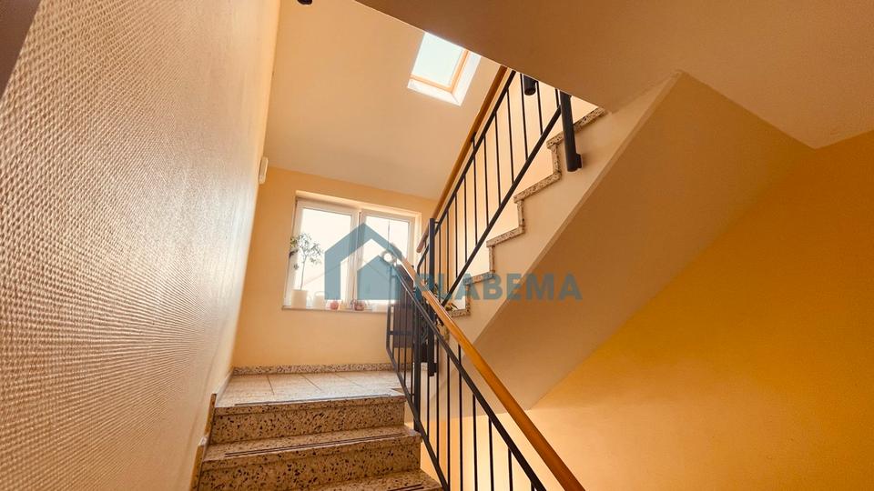 Etagenwohnung Neubrandenburg - 4 Zimmer, 91 m&sup2;, 1.300&euro; | Angebot:24711626