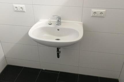 Haus Stolzenau - 5 Zimmer, 109 m&sup2;, 800&euro; | Angebot:24731463