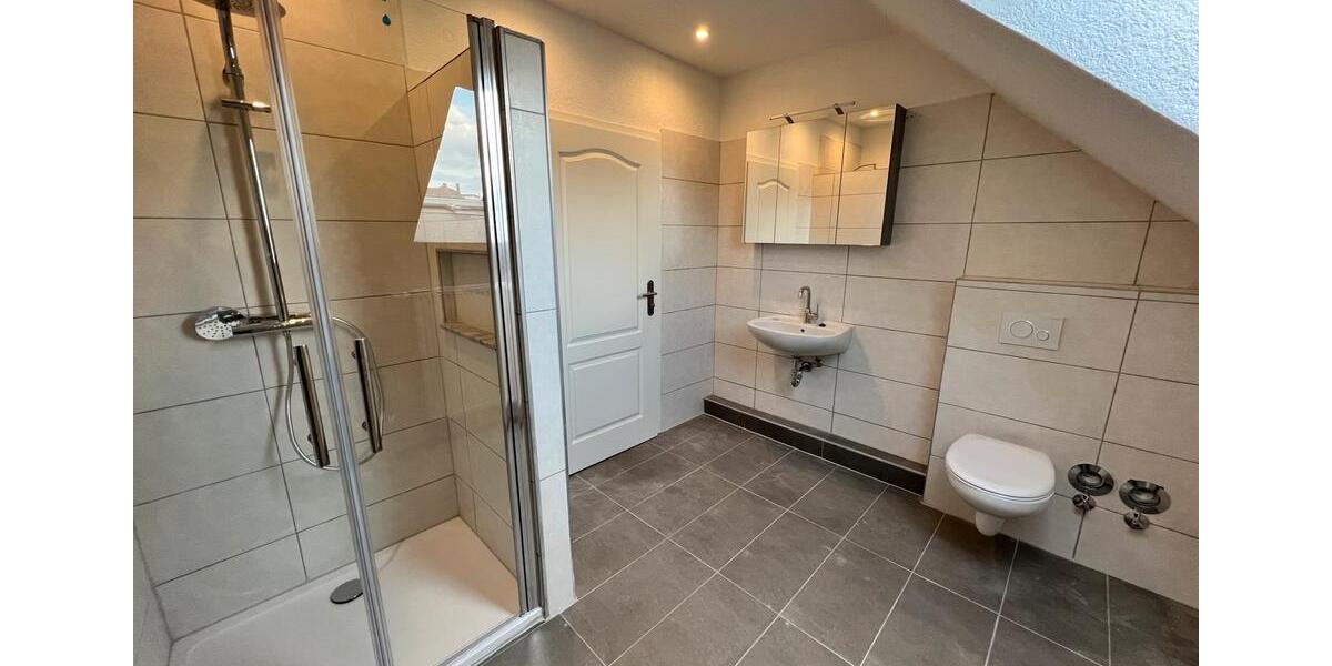 Etagenwohnung Bebra - 4 Zimmer, 80 m&sup2;, 650&euro; | Angebot:26503026