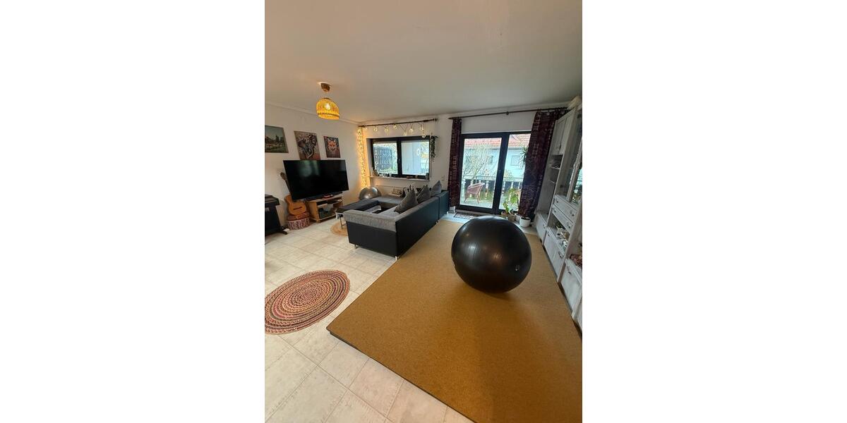 Etagenwohnung Taunusstein - 1 Zimmer, 9 m&sup2;, 450&euro; | Angebot:25548945