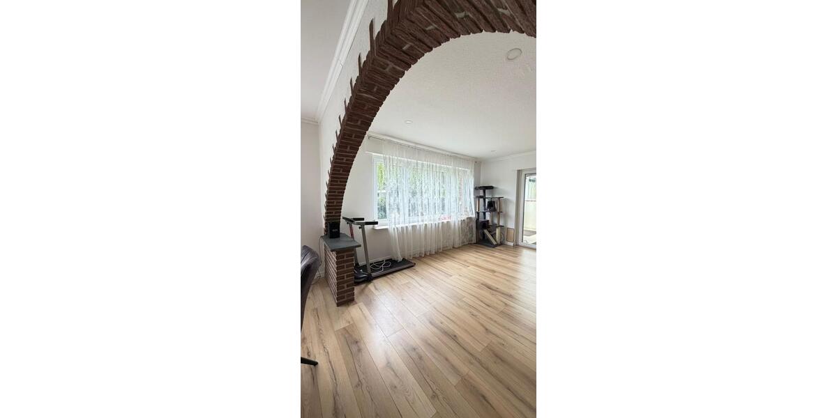 Erdgeschoßwohnung Löhne - 4 Zimmer, 120 m&sup2;, 1.300&euro; | Angebot:26491195
