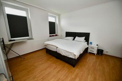 Wohnen auf Zeit Herne Wanne-Bickern - 4 Zimmer, 125 m&sup2;, 300&euro; | Angebot:26639274