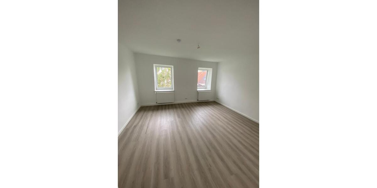 Etagenwohnung Mücheln (Geiseltal) - 3 Zimmer, 62 m&sup2;, 350&euro; | Angebot:26533749