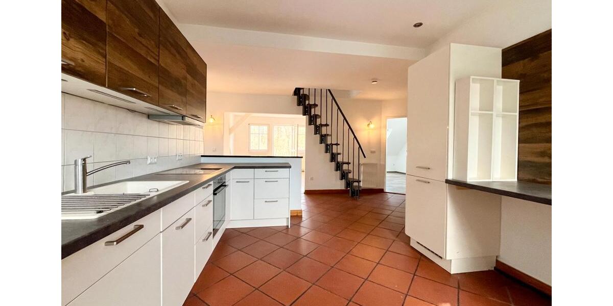 Dachgeschoßwohnung Panketal - 2.5 Zimmer, 85 m&sup2;, 1.365&euro; | Angebot:26014544