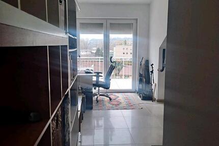 2 Zimmer Dachgeschoss Wohnung mit wunderschöner Aussicht 2 zimmer