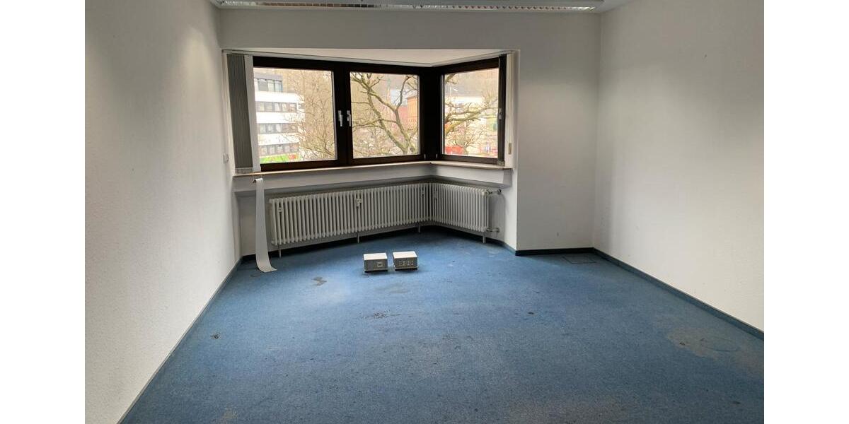 Eitorf-Zentrum: Büro- & Praxisflächen im Zentrum. zimmer