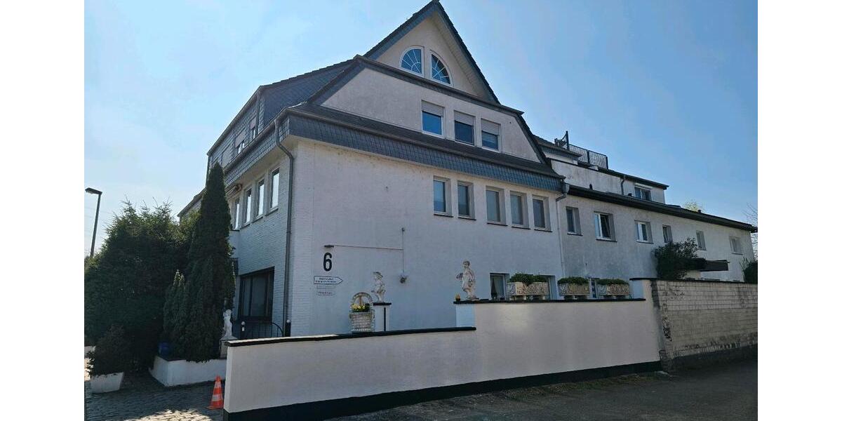 Maisonettenwohnung Duisburg Rheinhausen - 3 Zimmer, 115 m&sup2;, 930&euro; | Angebot:26213256