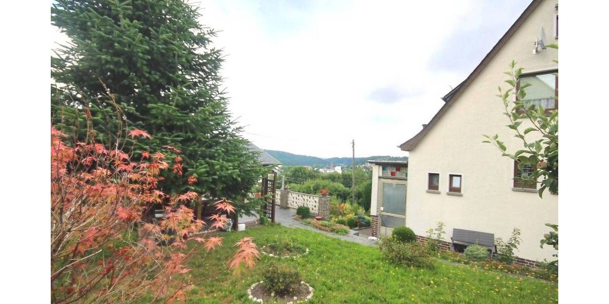 Einfamilienhaus Greiz - 5 Zimmer, 90 m&sup2;, 750&euro; | Angebot:26741962