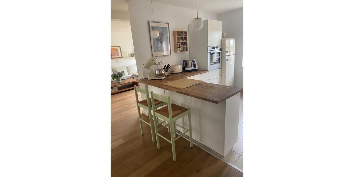 Etagenwohnung Adelheidsdorf - 4 Zimmer, 120 m&sup2;, 996&euro; | Angebot:25656805