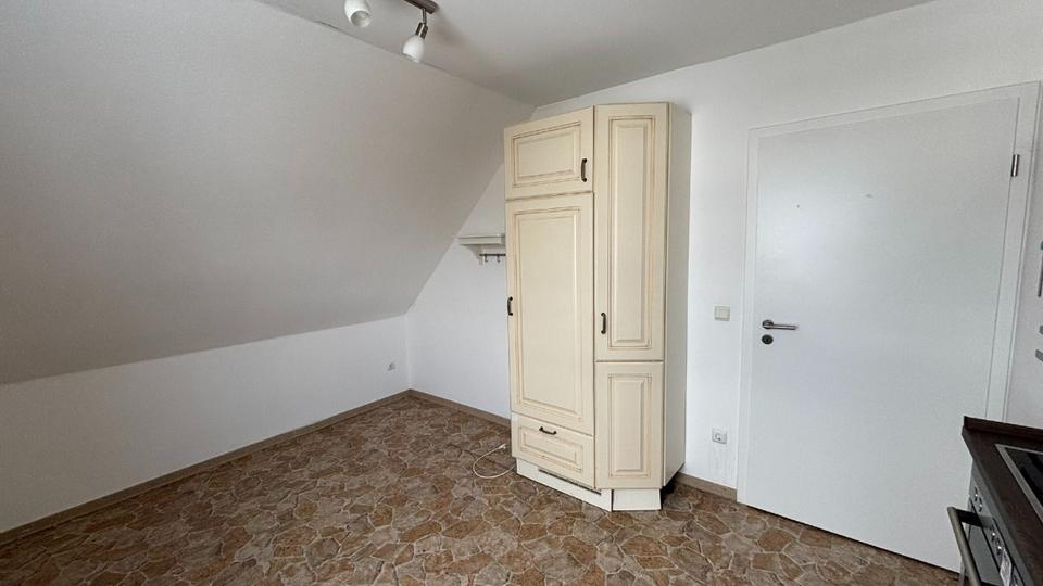 Dachgeschoßwohnung Bevern - 3 Zimmer, 73 m&sup2;, 650&euro; | Angebot:24933500