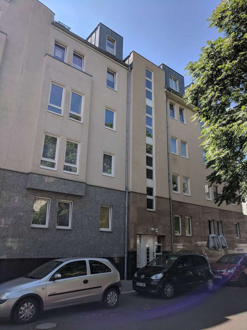 ruhige Erdgeschosswohnung mit Terrasse zum Innenhof *ab sofort verfügbar* 2 zimmer