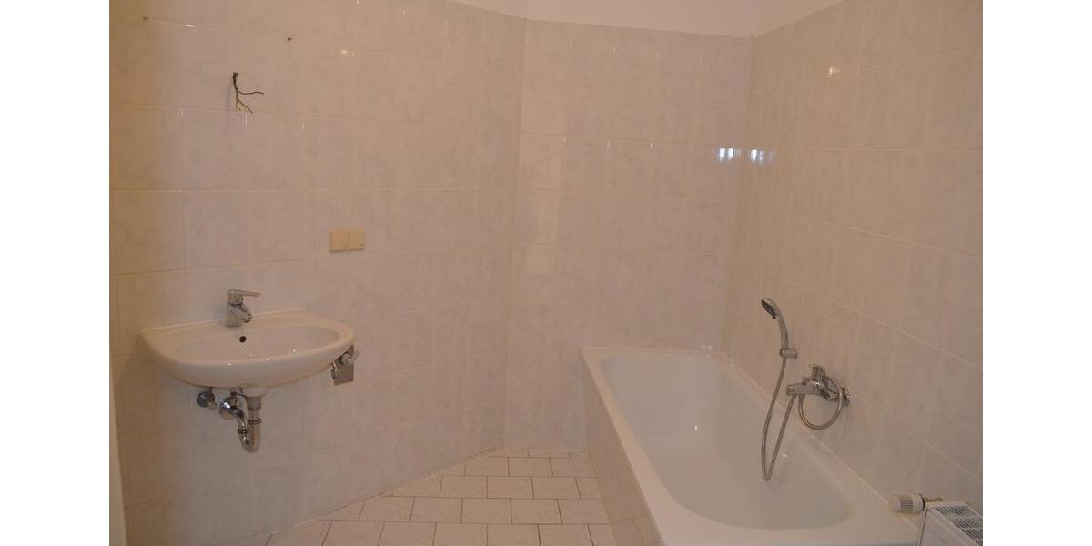 geräumige 1 Raum-Wohnung mit Balkon in Zeitz 1 zimmer