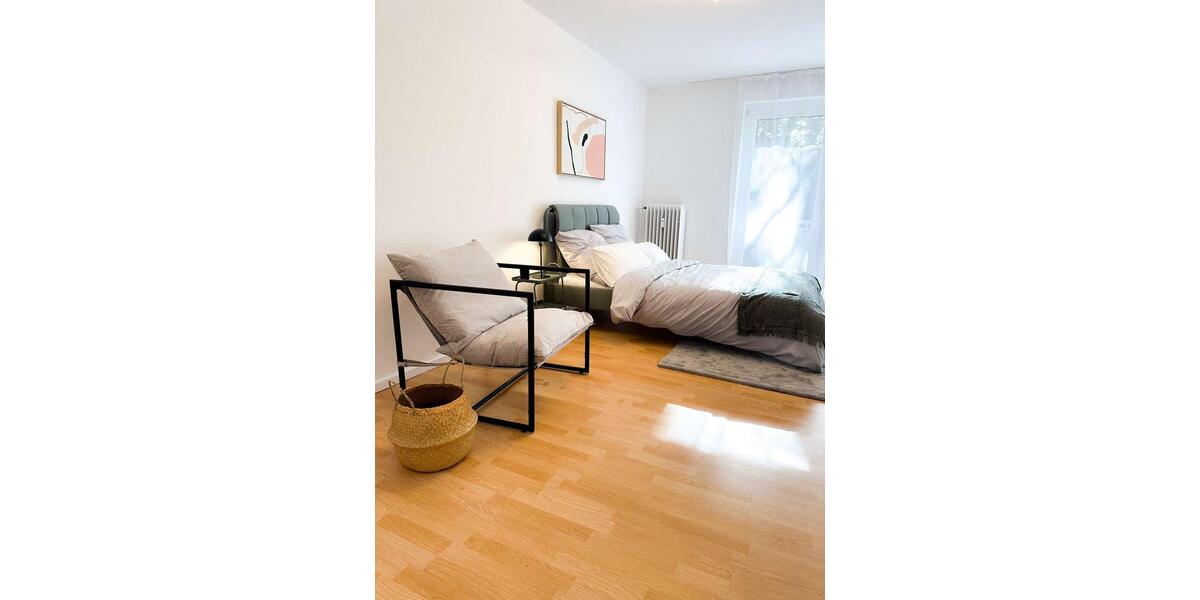 Wohnen auf Zeit Ratingen - 1 Zimmer, 17 m&sup2;, 690&euro; | Angebot:25996565