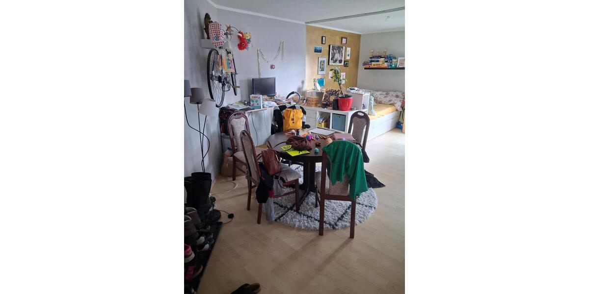 Etagenwohnung Wiesbaden Nordost - 1 Zimmer, 42 m&sup2;, 815&euro; | Angebot:25962855