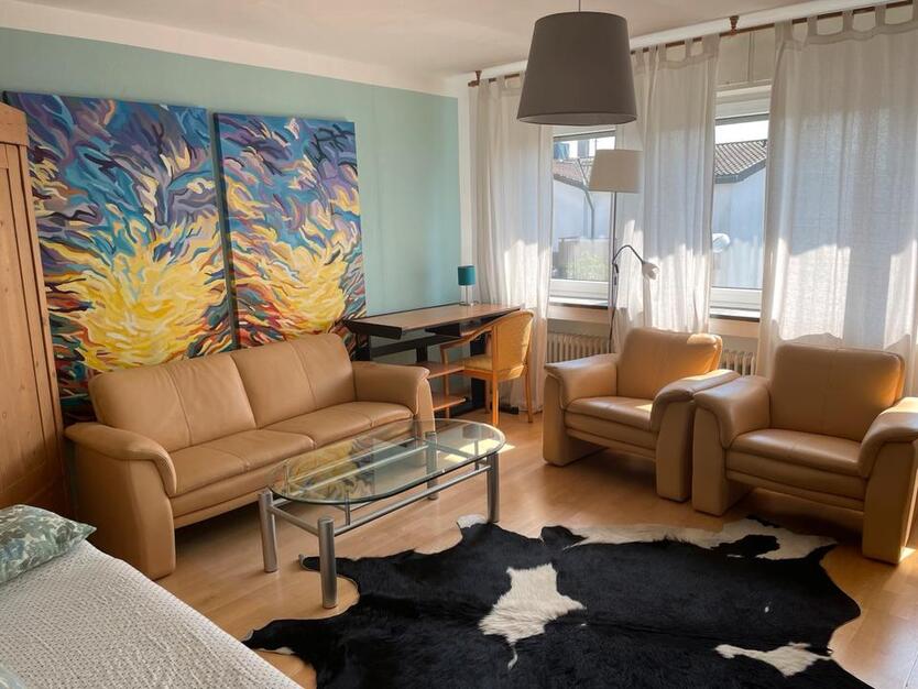 Möblierte 3 Zimmer Wohnung für 1 Jahr zu vermieten
