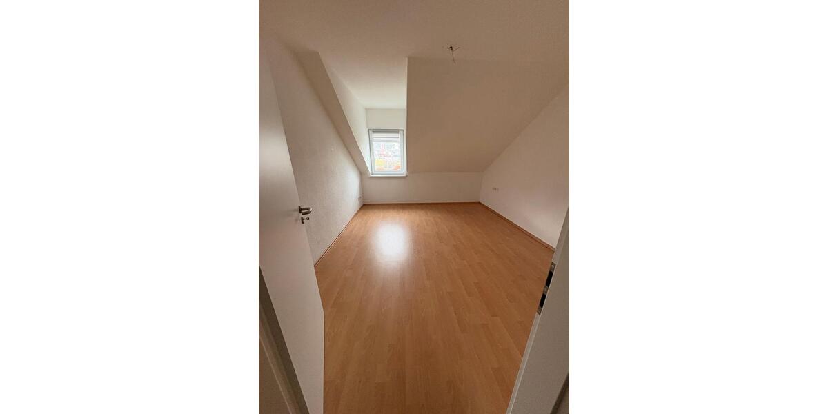 Dachgeschoßwohnung Heringen (Werra) - 2 Zimmer, 67 m&sup2;, 575&euro; | Angebot:25219128
