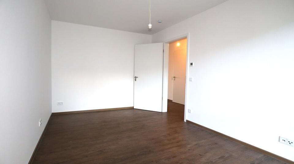 Etagenwohnung Bergisch Gladbach - 2 Zimmer, 82 m&sup2;, 1.190&euro; | Angebot:25444620