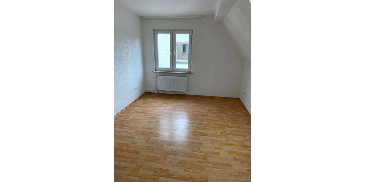Dachgeschoßwohnung Lüdenscheid Staberg - 1 Zimmer, 39 m&sup2;, 370&euro; | Angebot:24731082