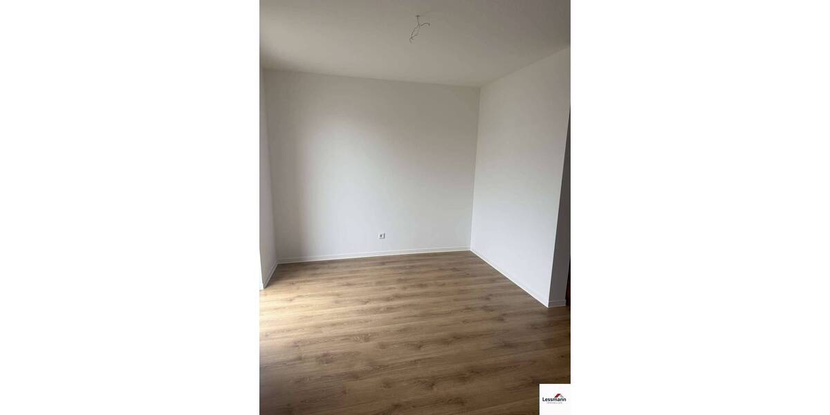 Reihenmittelhaus Feucht - 6 Zimmer, 152 m&sup2;, 1.500&euro; | Angebot:26730698