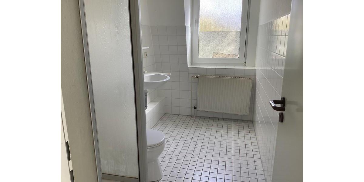 Dachgeschoßwohnung Osnabrück Wüste - 4 Zimmer, 74 m&sup2;, 908&euro; | Angebot:25984476