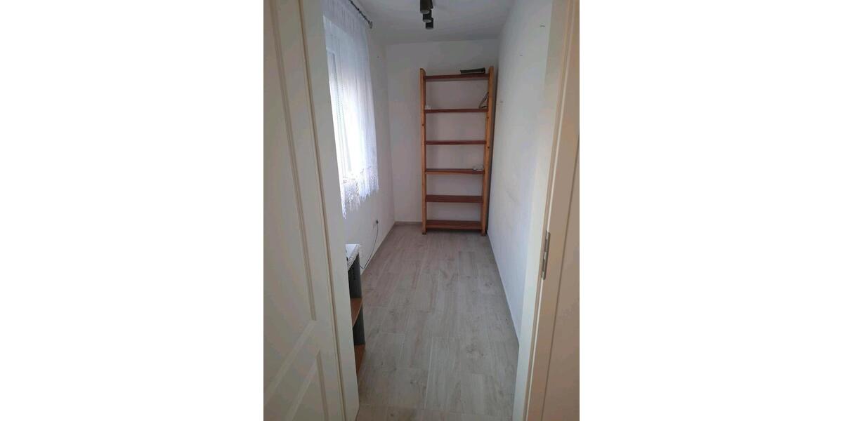 Einfamilienhaus Bechtolsheim - 4 Zimmer, 120 m&sup2;, 1.100&euro; | Angebot:26285959